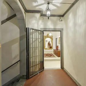 Palazzo Anselmi By Halldis Apartment Florence